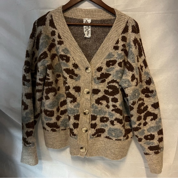 Sadie & Sage Pullover Leopard Size large Cardigan Brown Casual Women's Sweater - Picture 4 of 13